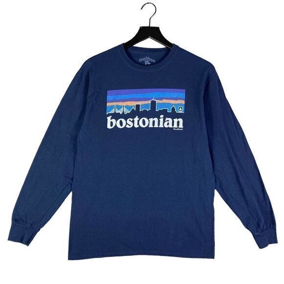 Bostonian T-Shirt Long Sleeve Mens Size Medium Graphic Tee Crew Neck Boston Blue - Picture 1 of 7